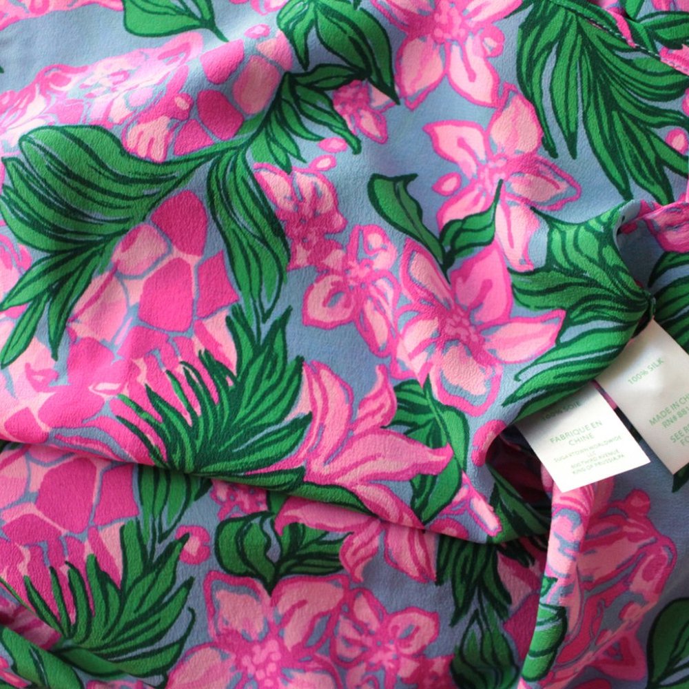 Lilly Pulitzer Elsa Silk Top, Cerise Pink Safari Sunset, Size L - Picture 8 of 8